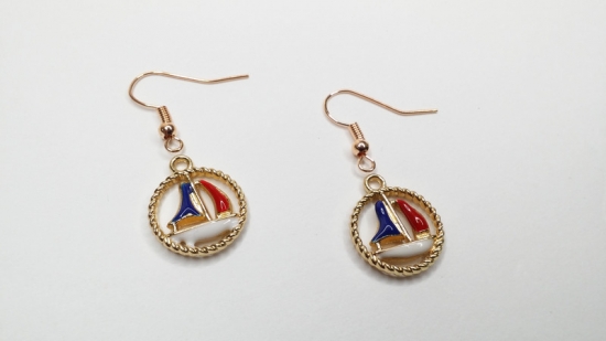 Preview: Segelboot Ohrringe hell goldfarben Boot